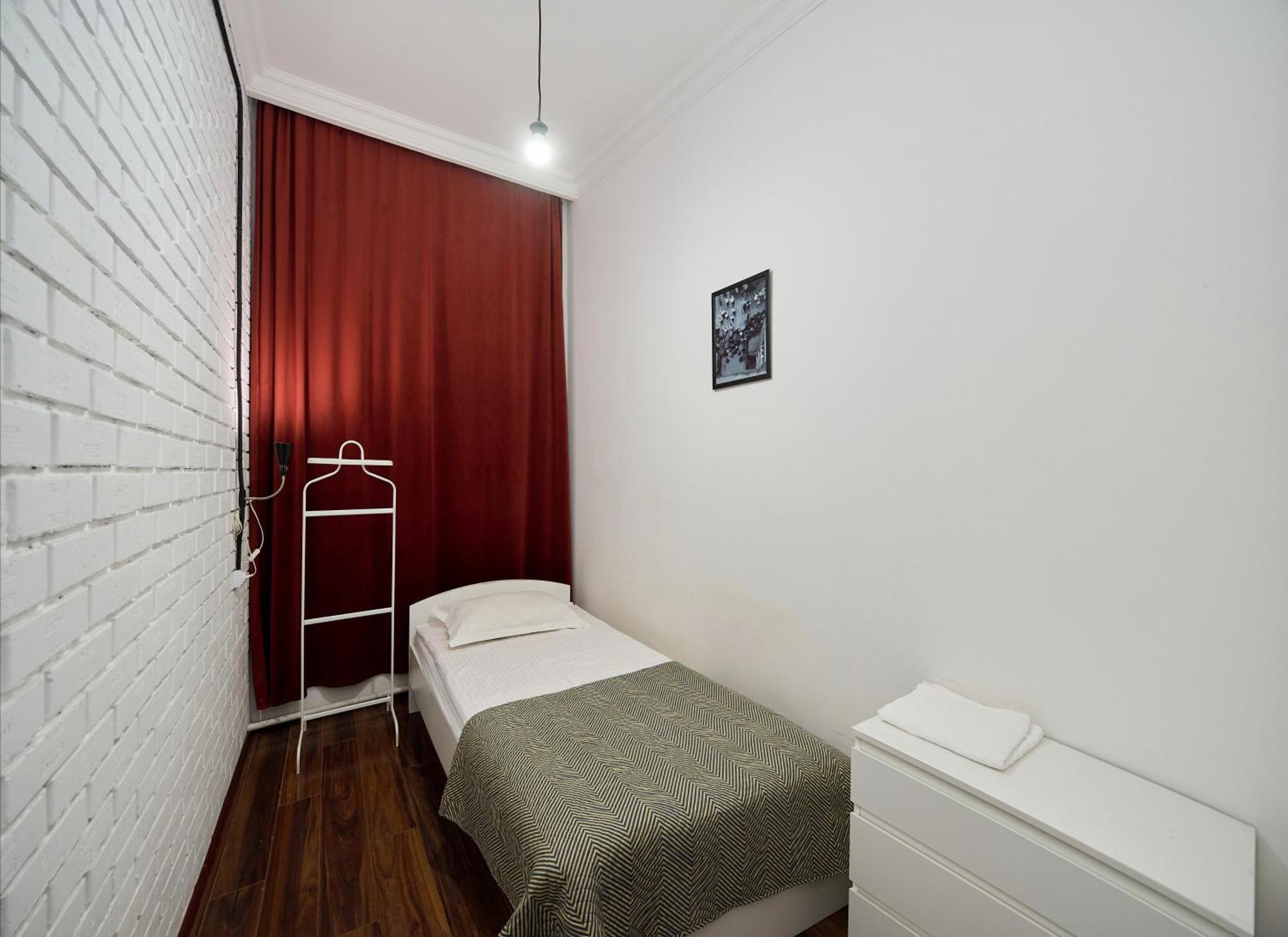 Hannah Inn Budget Hotel 阿斯坦纳 外观 照片